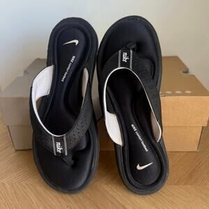 Nike Ultra Comfort Footbed Women Slides Flip Flops  - SZ 8